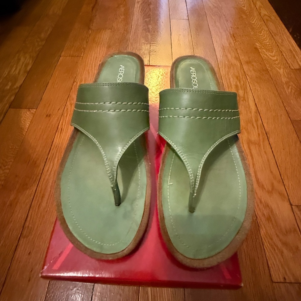 AEROSOLES Olive Green Thong Sandals